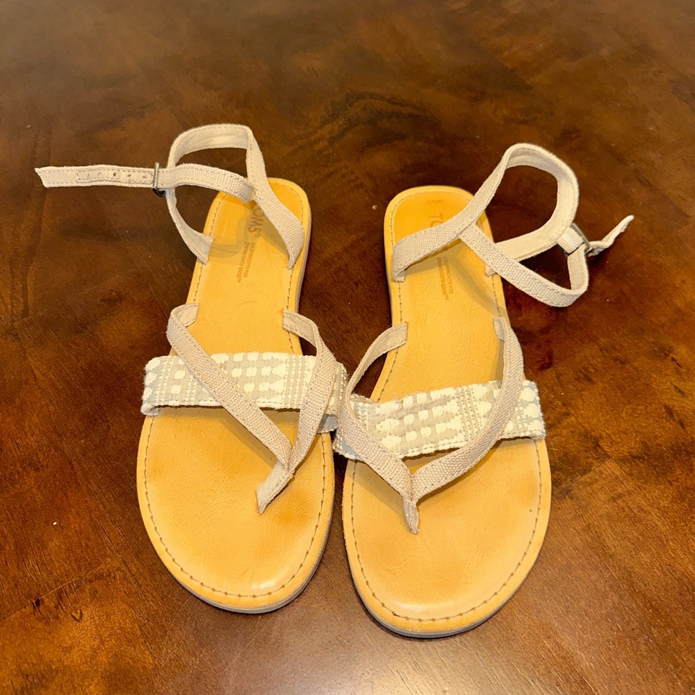 TOMS Lexie Sandals 🩴
